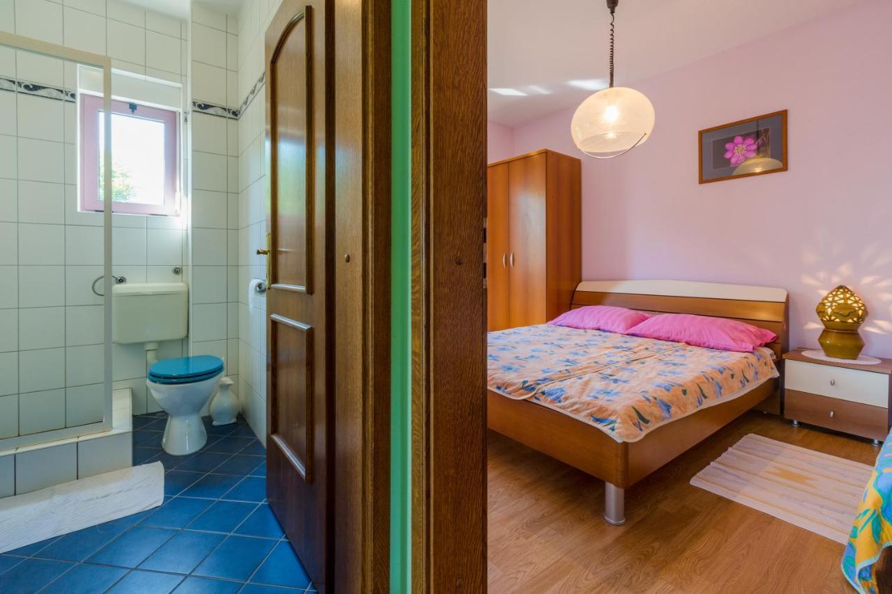 Apartmani Rino Dramalj Exterior photo